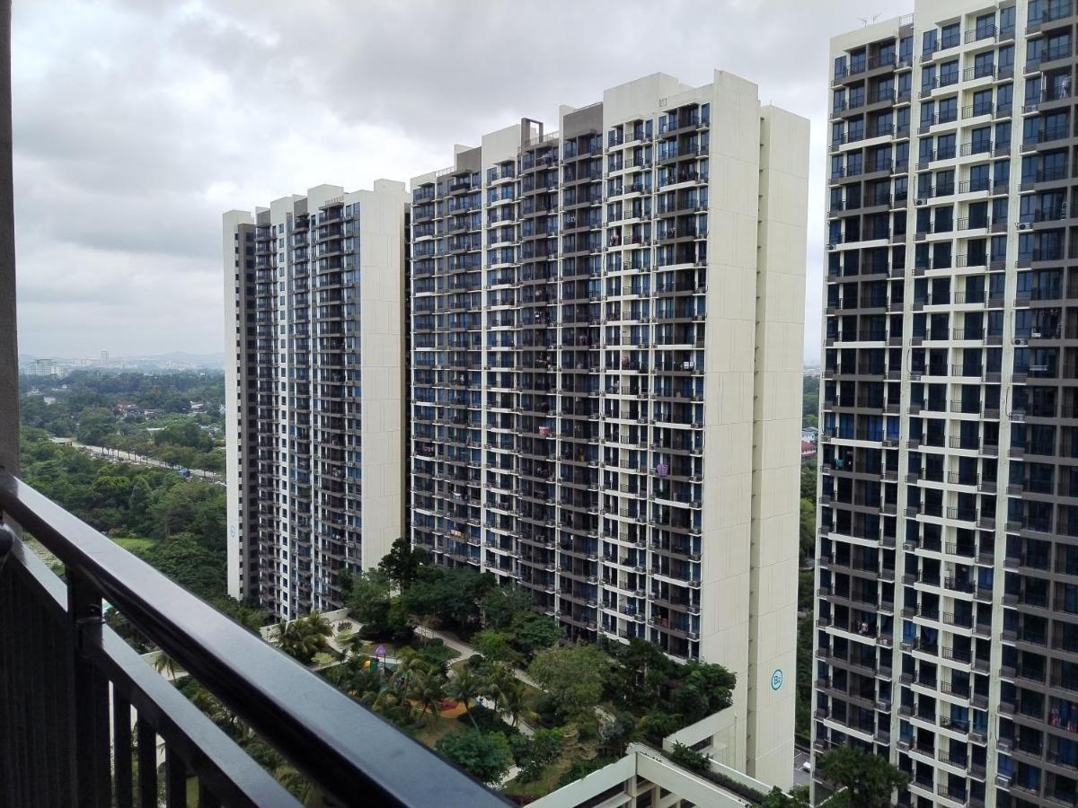 Lovely Sweet Home Johor Bahru Exterior foto